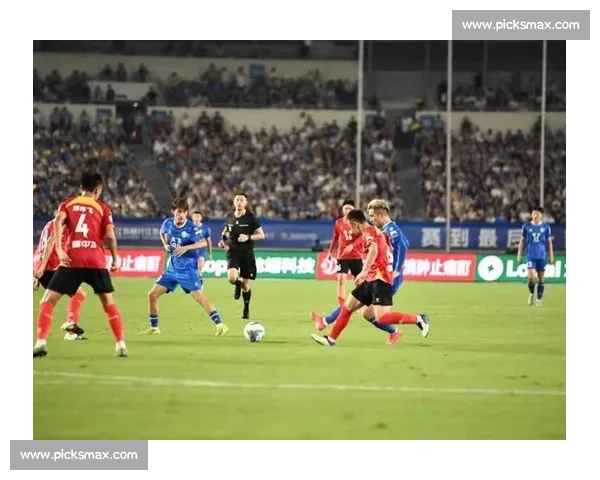 告别绿茵，传奇落幕！苏超年度颁奖致敬老将的辉煌岁月