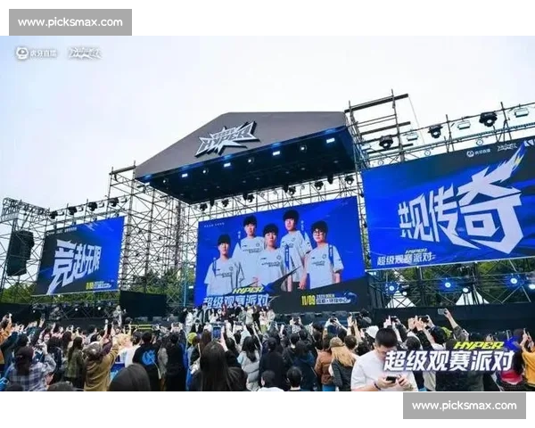 粉丝狂欢,尖叫声震天!电竞国际对抗赛,打造最燃的观赛体验! 粉丝狂欢,尖叫声震天!电竞国际对抗赛,打造最燃的观赛体验!