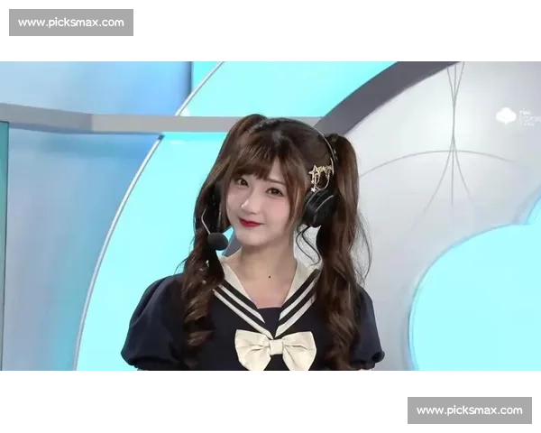 cf比赛现场粉丝意外闯入，引发小小骚乱